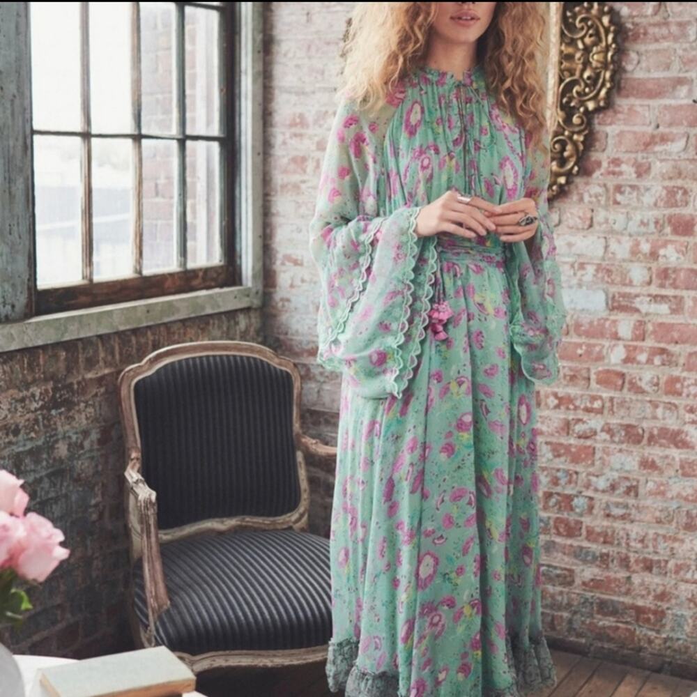 NWT Hemant & Nandita Hera Long Floral Dress Green Midi Medium $546 Retail - Picture 2 of 13